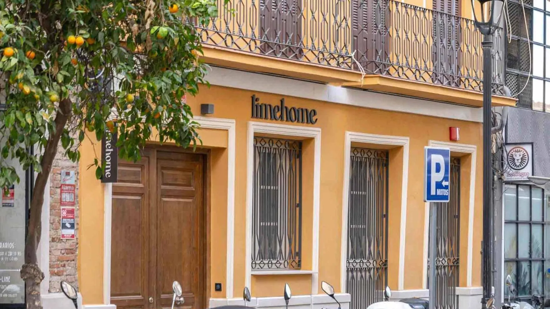Apartment Limehome Malaga Calle Victoria