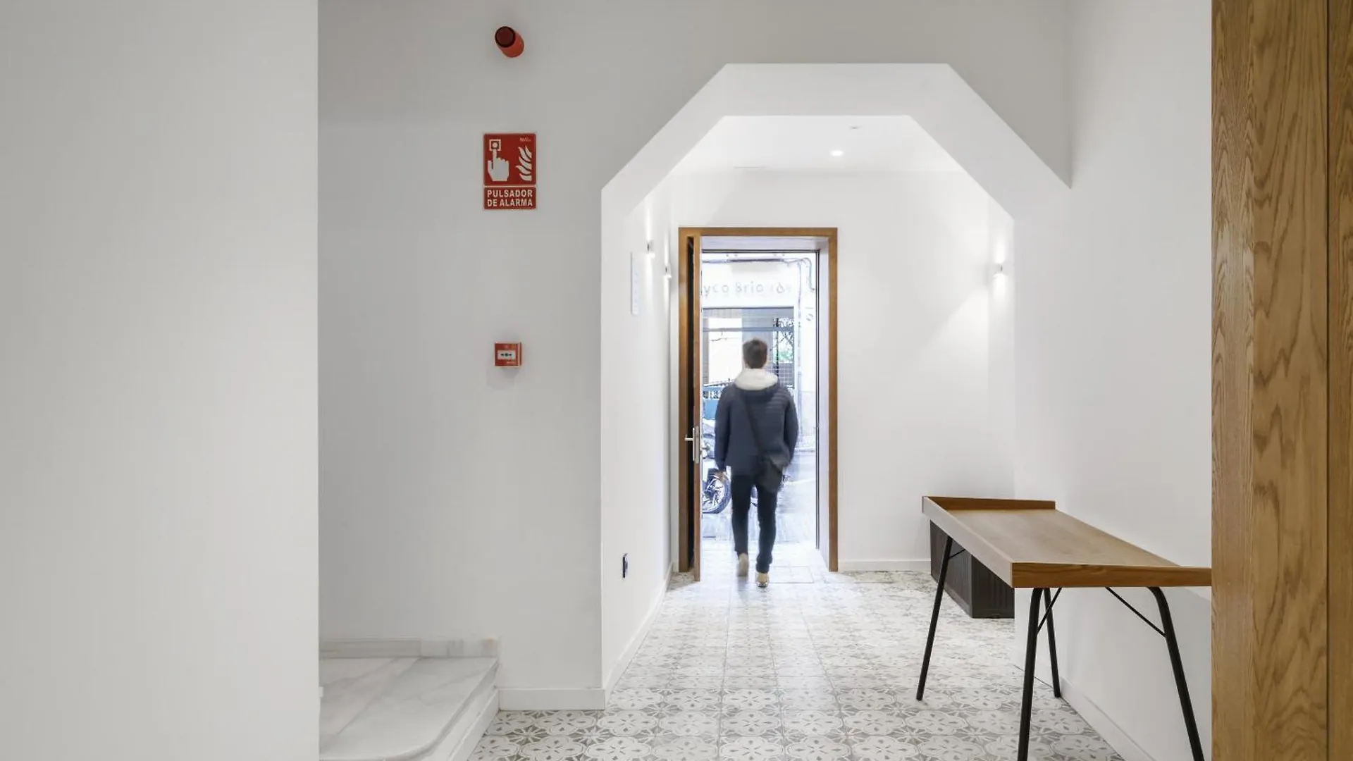 Limehome Malaga Calle Victoria Apartment