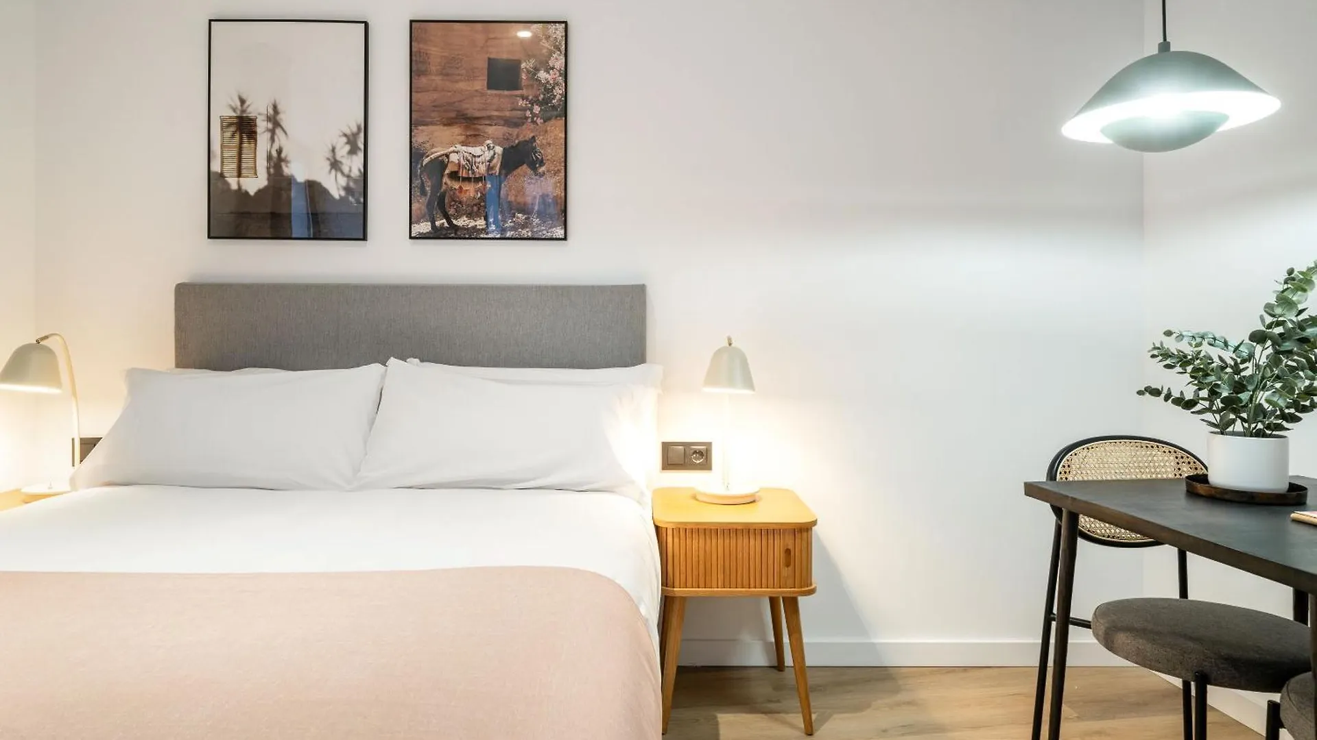 Limehome Malaga Calle Victoria