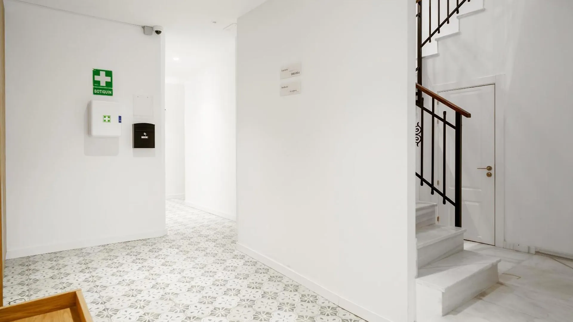Limehome Malaga Calle Victoria