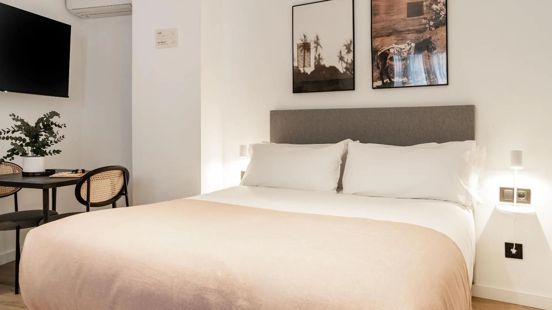 Limehome Malaga Calle Victoria