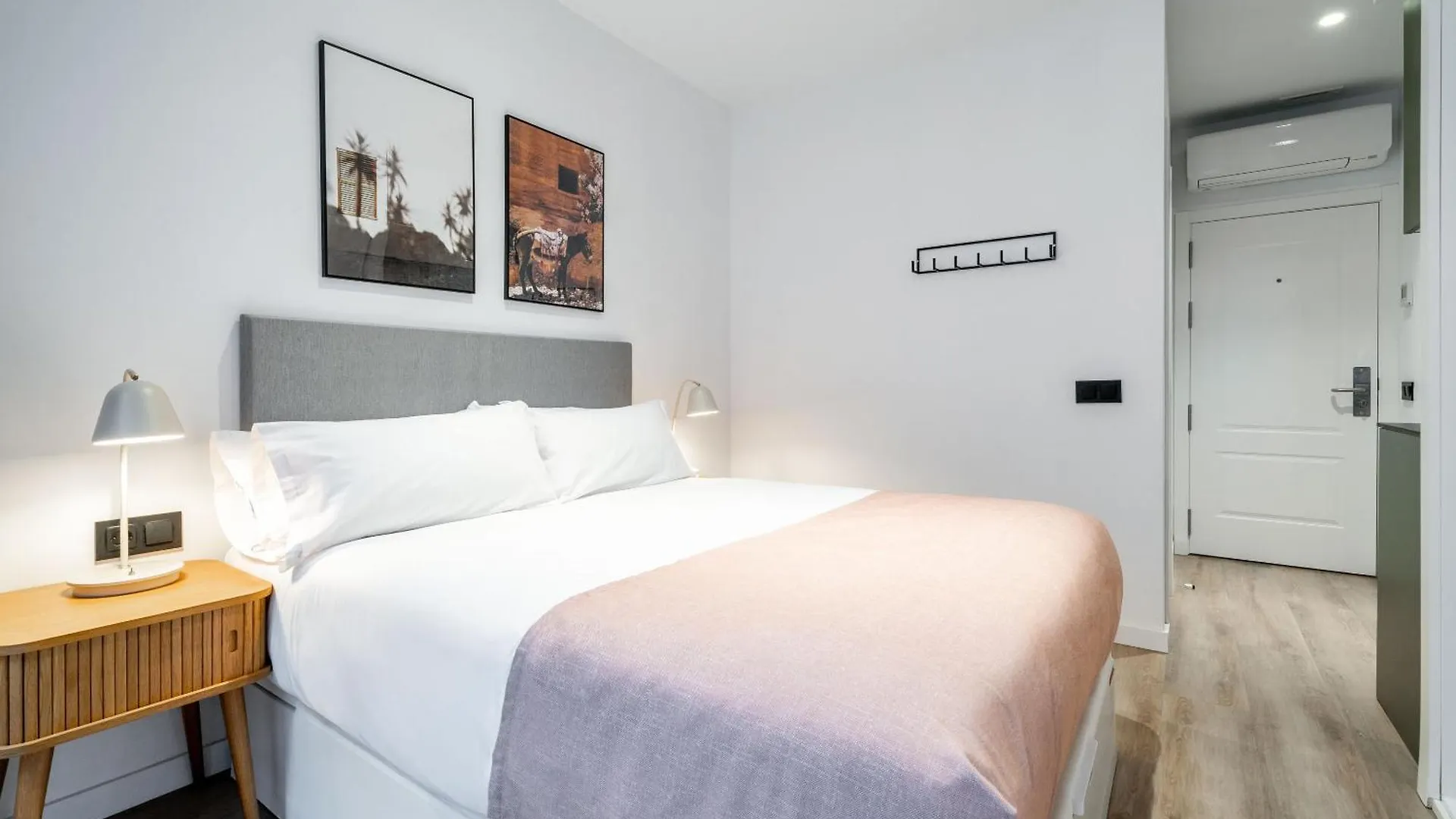 Limehome Malaga Calle Victoria