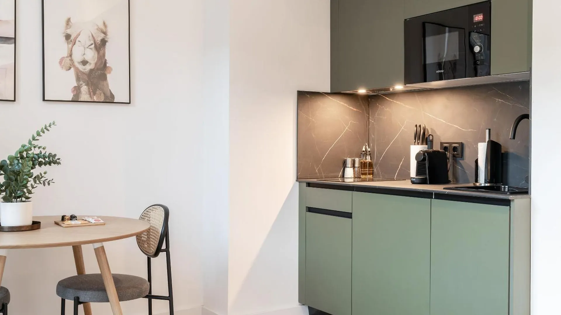 Apartment Limehome Malaga Calle Victoria