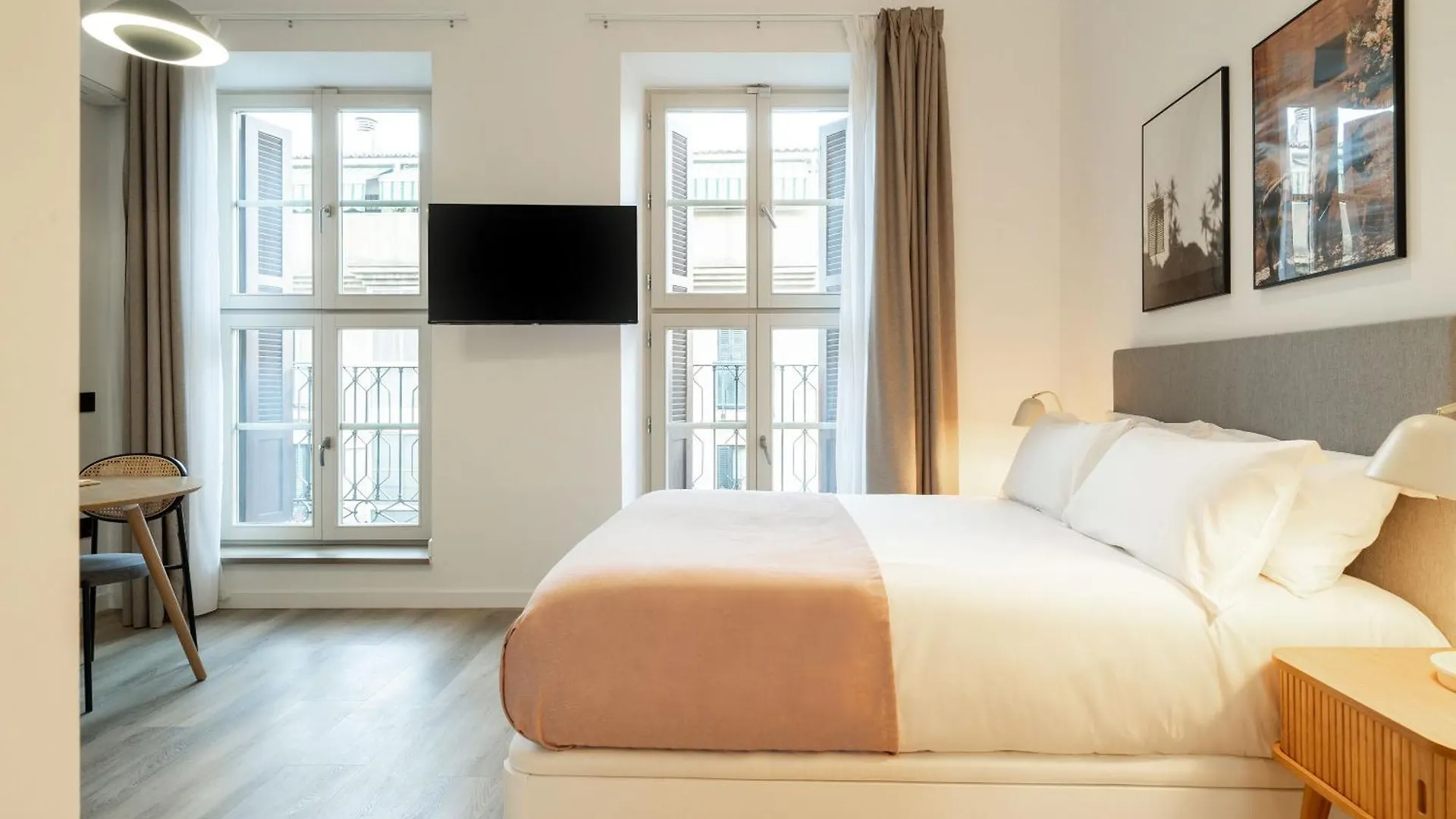 Limehome Malaga Calle Victoria Spain
