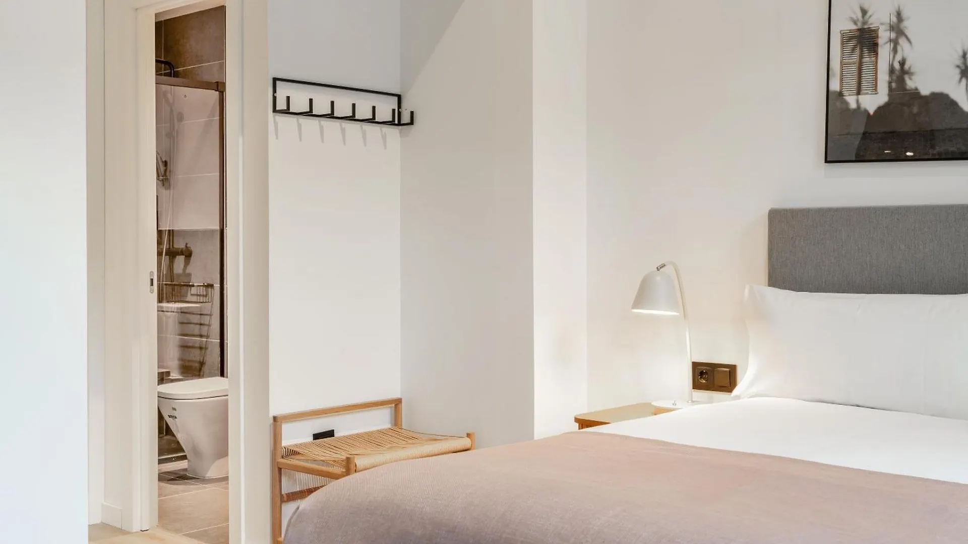 Limehome Malaga Calle Victoria Apartment